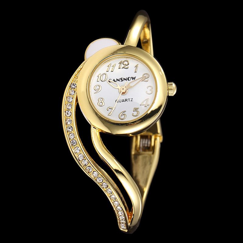 Casual Stijl Onregelmatige Dames Armband Horloge Kristal Quartz Horloges