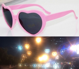 Liefde Hartvormige Effecten Bril Bekijk De Lichten Veranderen In Hartvorm 's Nachts Diffractie Bril Vrouwen Mode Zonnebril
