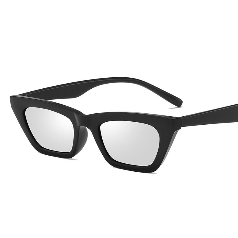 Retro Kat Eye-zonnebril Met Klein Montuur In Effen Kleur