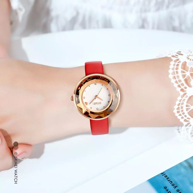 Mode Dames Kijken Driedimensionaal Snijden Spiegel Eenvoudige Kleine Wijzerplaat Dame Quartz Horloge
