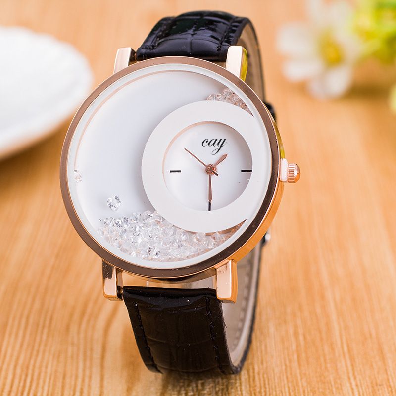 Mode Toevallige Vrouwen Horloge Kristallen Wijzerplaat Lederen Band Vrouwelijk Quartz Horloge